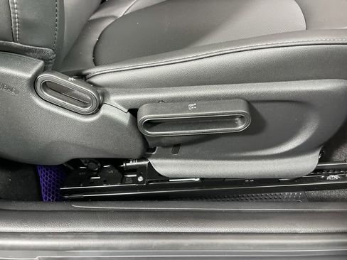 Used 2023 MINI Cooper Cooper image 16