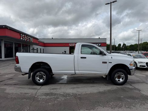 Used 2012 RAM 2500 SLT w/ Popular Equipment Group AWD/4WD image 2
