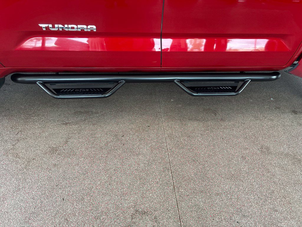 Used 2024 Toyota Tundra Limited AWD/4WD image 10