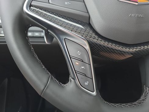 New 2026 Cadillac XT5 Sportv w/ LPO, Floor Liner Package AWD/4WD image 22