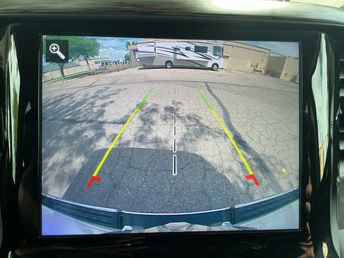 Used 2020 RAM 1500 Laramie AWD/4WD image 15