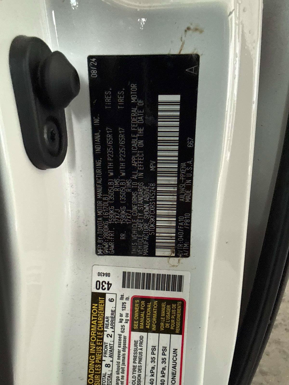 Used 2024 Toyota Sienna LE AWD/4WD image 29
