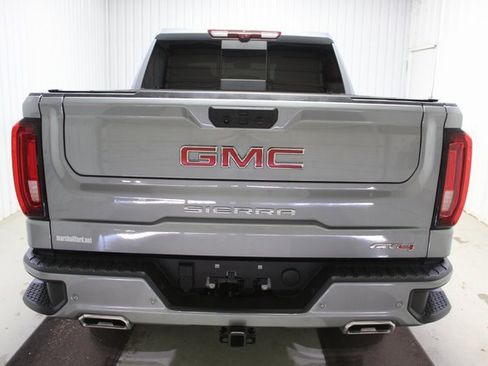 Used 2025 GMC Sierra 1500 AT4 w/ AT4 Premium Package image 5
