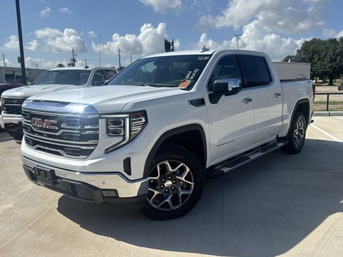 Used 2023 GMC Sierra 1500 SLT w/ SLT Premium Plus Package AWD/4WD image 1