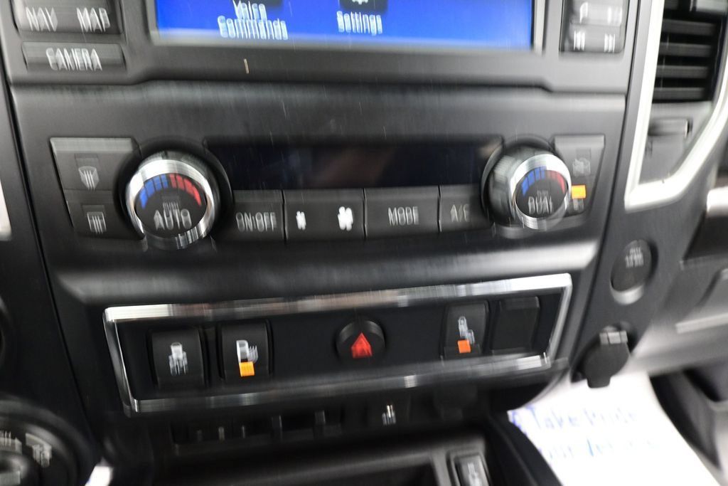 Used 2018 Nissan Titan SV AWD/4WD image 36