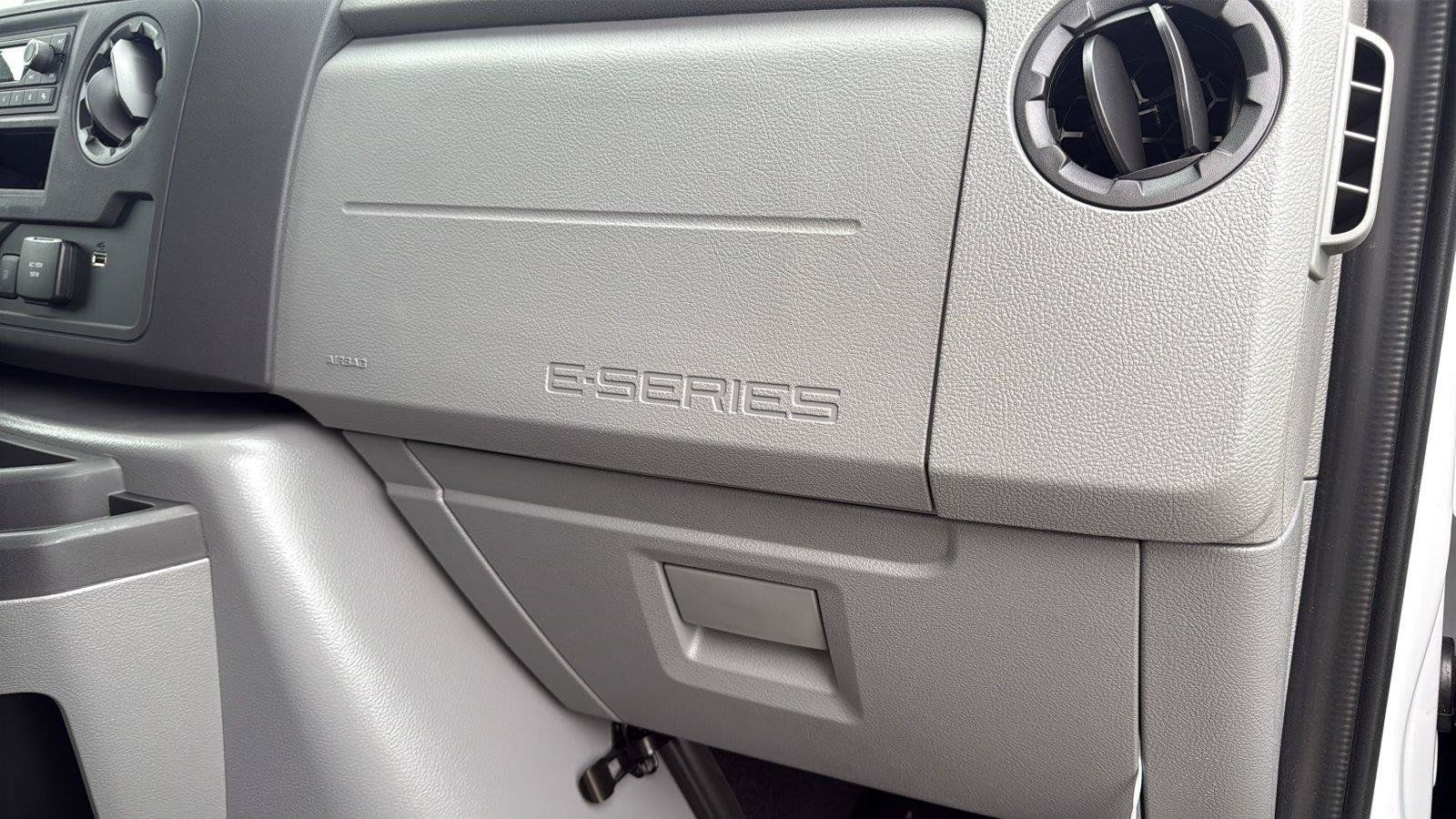 New 2027 Ford E-350 and Econoline 350 Super Duty w/ Power Equipment Group RWD image 23