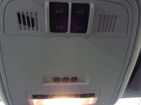 Used 2017 Buick Regal Premium w/ Driver Confidence Package #2 image 30