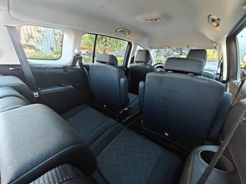 Used 2008 MAZDA MAZDA5 Sport image 29