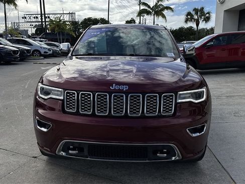 Used 2017 Jeep Grand Cherokee Overland image 9