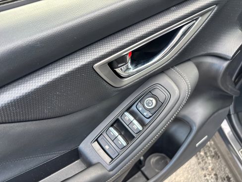 Used 2020 Subaru Forester Limited image 11