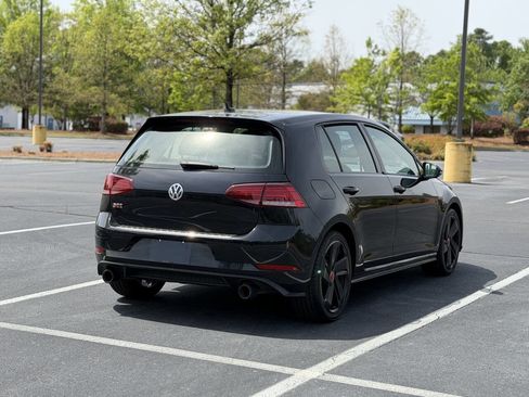 Used 2019 Volkswagen GTI SE image 6