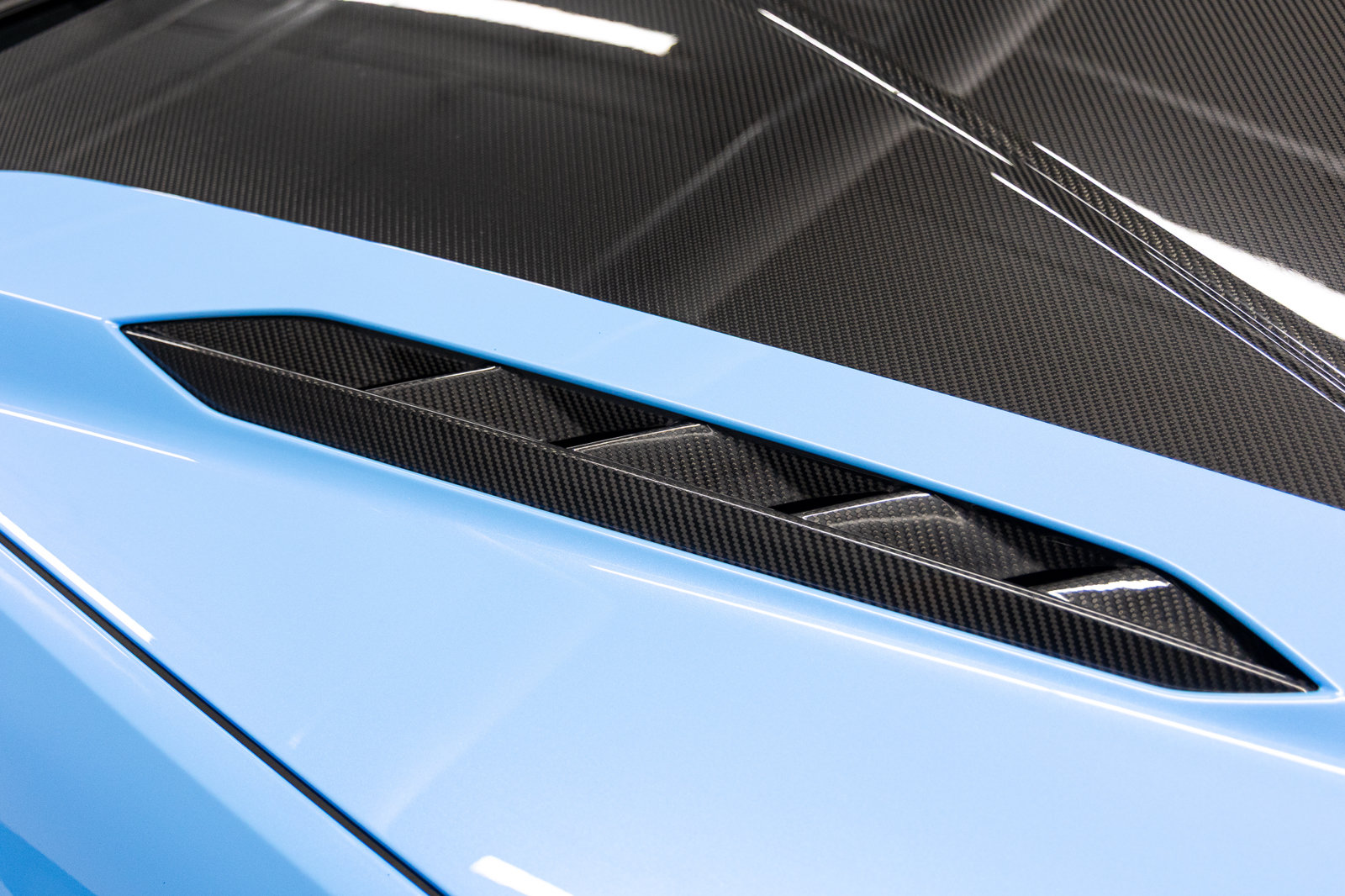 Used 2024 Lamborghini Urus Performante AWD/4WD image 13