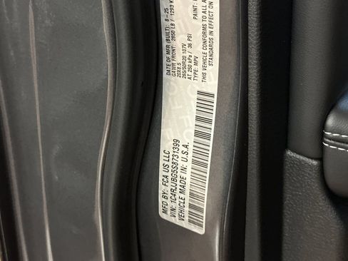 New 2025 Jeep Grand Cherokee L Limited w/ Luxury Tech Group II image 28