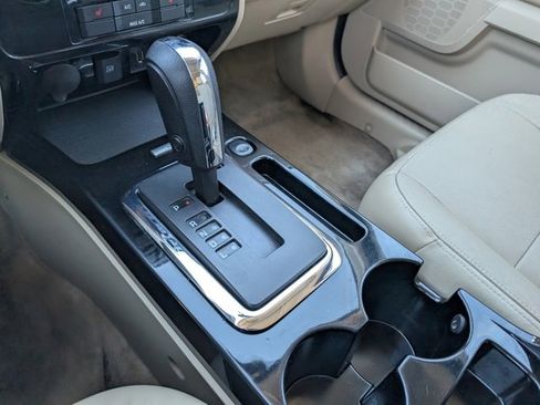 Used 2012 Ford Escape Limited image 16