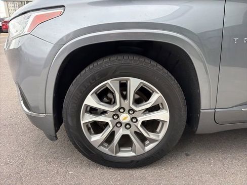 Used 2020 Chevrolet Traverse Premier AWD/4WD image 4