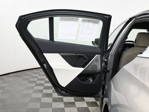 Used 2026 BMW 530i w/ Premium Package RWD image 30