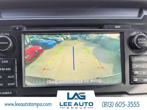 Used 2017 Nissan Titan SV image 18