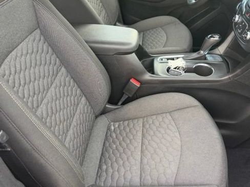 Used 2020 Chevrolet Colorado W/T w/ WT Convenience Package AWD/4WD image 9