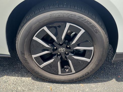 Certified 2026 Toyota bZ FWD image 10
