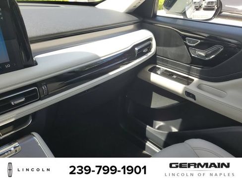 New 2026 Lincoln Aviator 2WD image 33