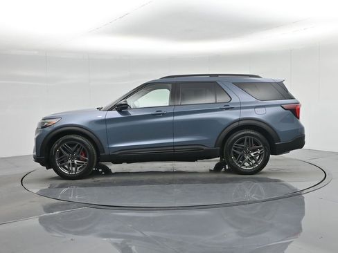 New 2026 Ford Explorer ST-Line image 32