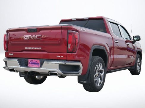 Used 2023 GMC Sierra 1500 SLT w/ SLT Premium Package image 4