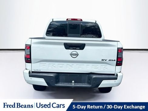 Used 2022 Nissan Frontier SV AWD/4WD image 7