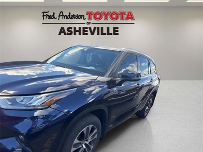 Used 2020 Toyota Highlander XLE