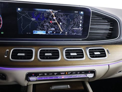 Certified 2022 Mercedes-Benz GLS 450 4MATIC image 19