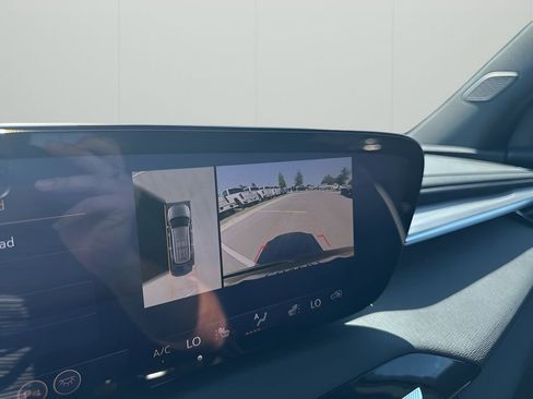 New 2026 Buick Enclave Preferred w/ LPO, Floor Liner Package image 37