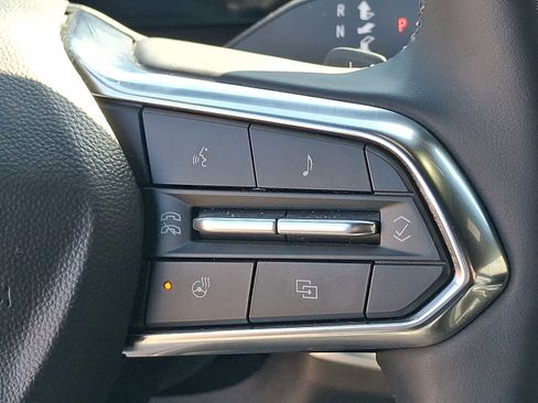 Used 2026 Chevrolet Equinox LT w/ Convenience Package II image 23