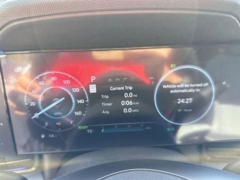 New 2025 Hyundai Elantra Limited w/ Cargo Package image 29