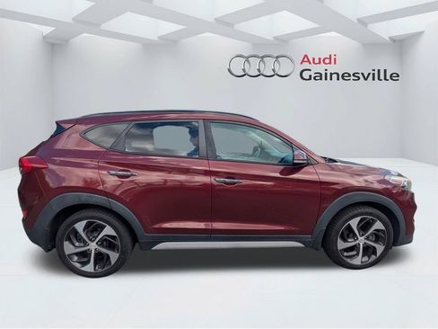 Used 2017 Hyundai Tucson Limited w/ Limited Ultimate Package 03 FWD image 2