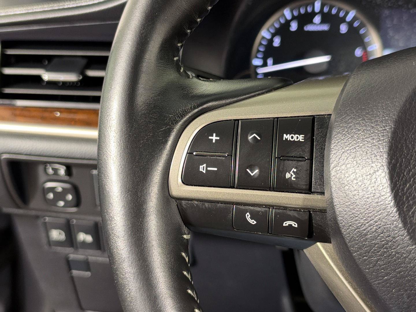 Used 2017 Lexus ES 350 w/ Navigation System Package FWD image 14