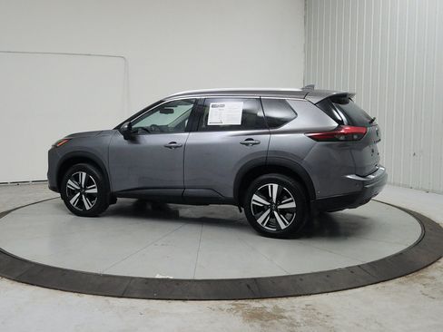 Used 2025 Nissan Rogue SL w/ SL Premium Package AWD/4WD image 6