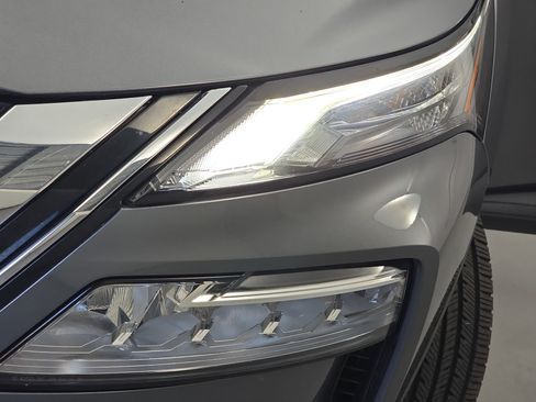 Certified 2023 Nissan Rogue SV image 29