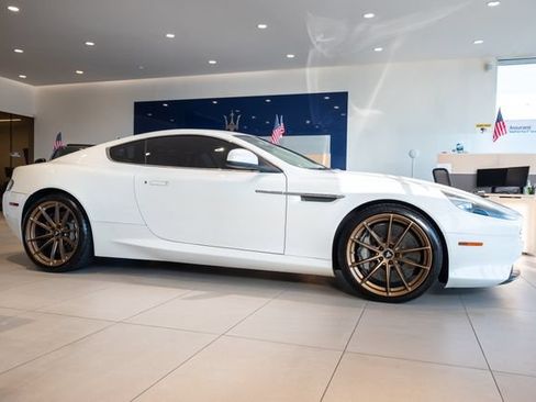 Used 2012 Aston Martin Virage Coupe RWD image 33