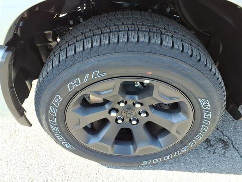 New 2026 RAM 1500 Big Horn AWD/4WD image 10