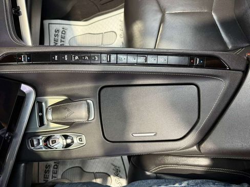 Used 2022 Chevrolet Corvette Stingray Coupe w/ 1LT image 33