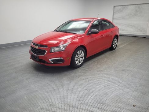 Used 2016 Chevrolet Cruze LS FWD image 2