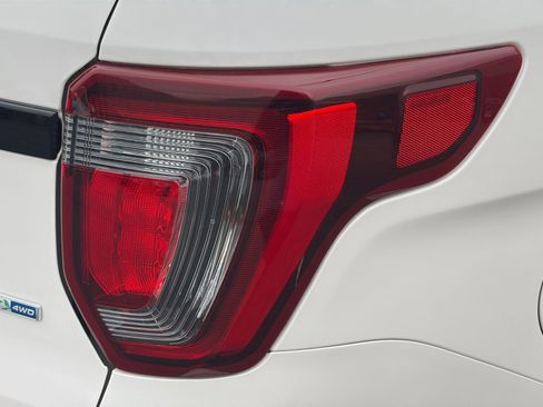 Used 2019 Ford Explorer Sport w/ Equipment Group 401A image 31