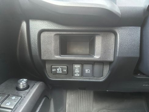 Used 2019 Toyota Tacoma TRD Off-Road image 21