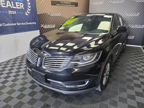 Used 2016 Lincoln MKX Select w/ Select Plus Package image 2