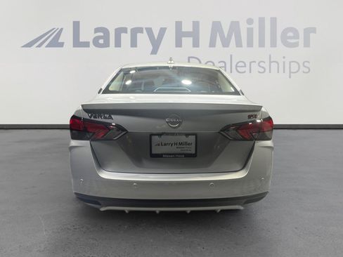 New 2025 Nissan Versa SR w/ Trunk Package image 4