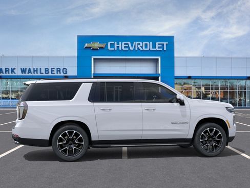 New 2026 Chevrolet Suburban RST w/ Comfort Package AWD/4WD image 29