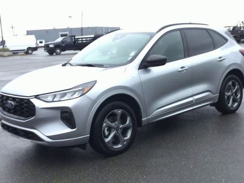 Used 2024 Ford Escape ST-Line image 4