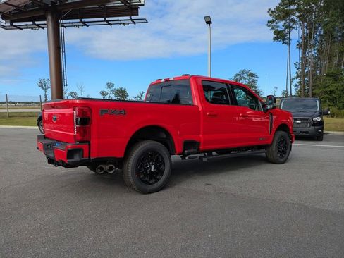 New 2026 Ford F250 Lariat w/ Black Appearance Package image 4