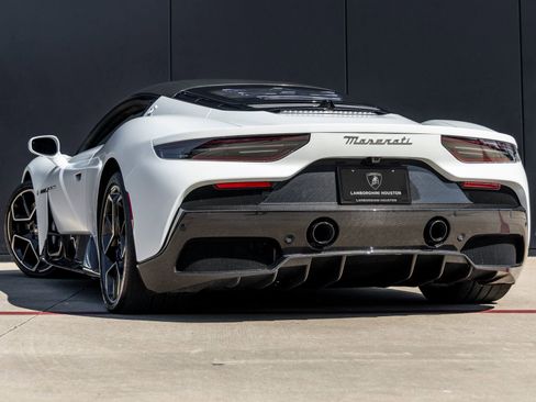 Used 2022 Maserati MC20 Coupe RWD image 7