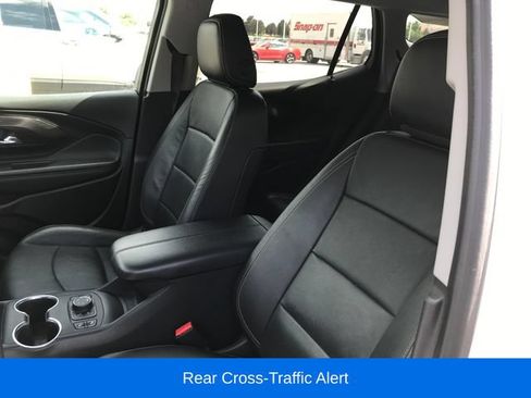 Used 2021 GMC Terrain SLT w/ LPO, Floor Liner Package AWD/4WD image 5