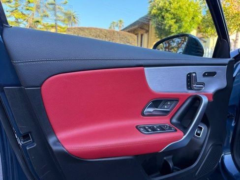 Used 2019 Mercedes-Benz A 220 image 33